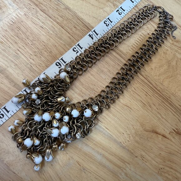 Ann Taylor Bold Gold-Tone Chain Statement Necklace With White Bead & Crystal - Picture 4 of 9
